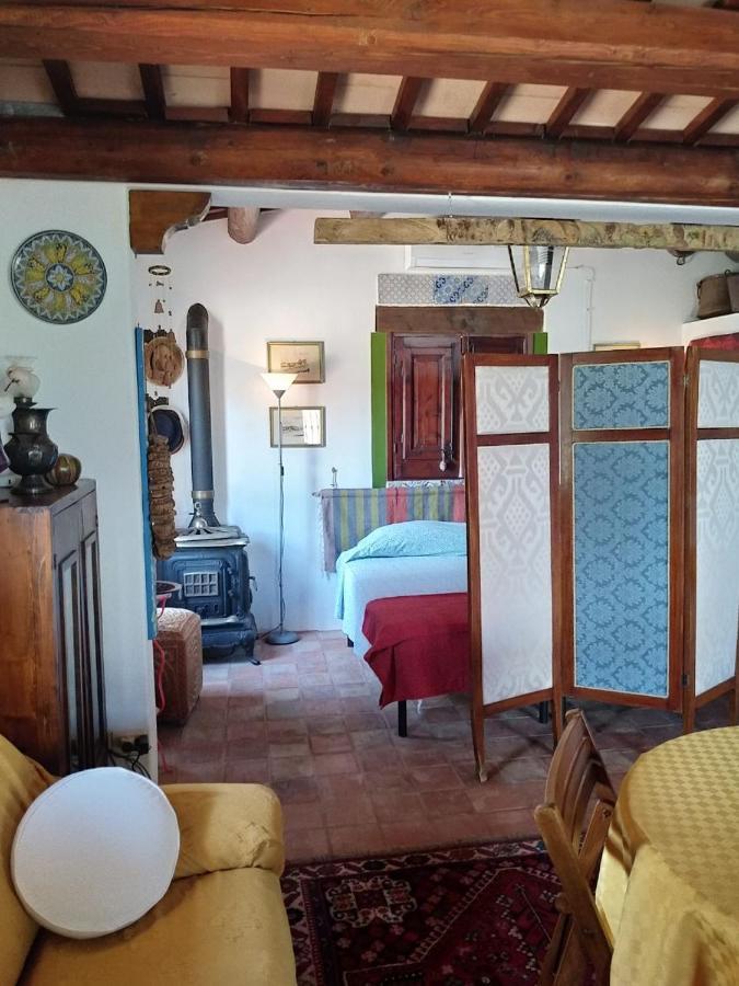 Il Corbezzolo Suite Appartament Кастеллуццо Екстер'єр фото